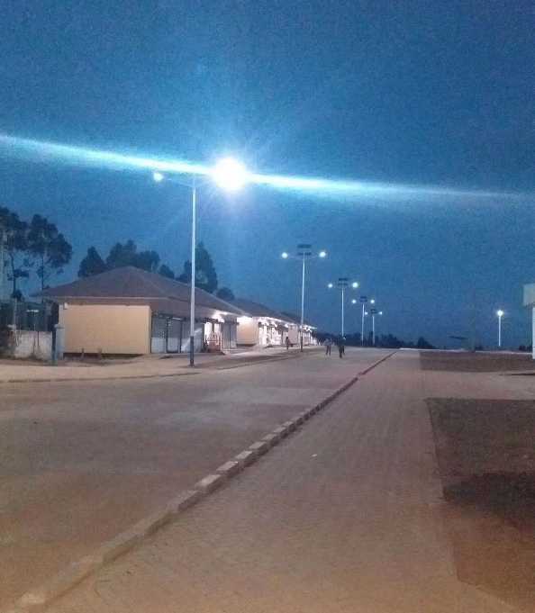 瑶海区非洲科特迪瓦太阳能路灯工程